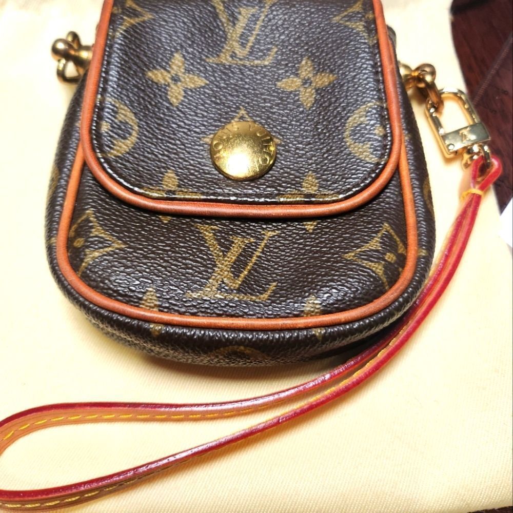 Louis Vuitton Pochette Cancun Monogram Mini Bag - Picture 5 of 16